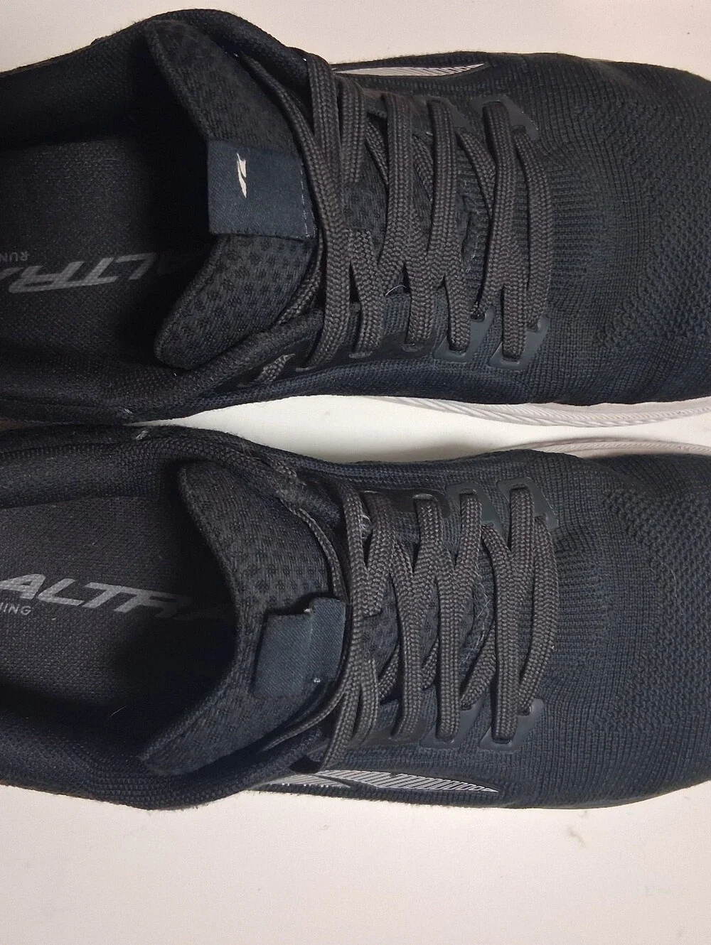 Altra Escalante 3 Women’s Running Shoe * Size: 9.5